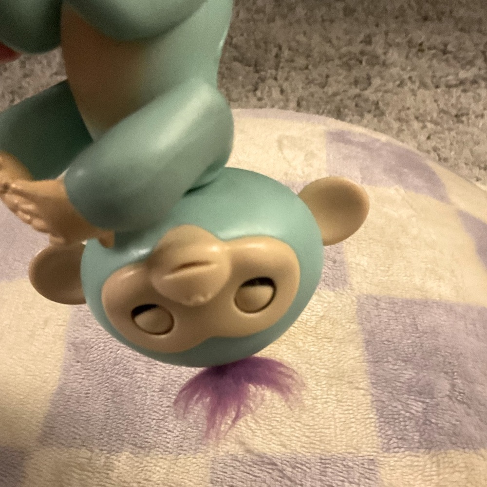 Talking monkey - Picture 2 of 2